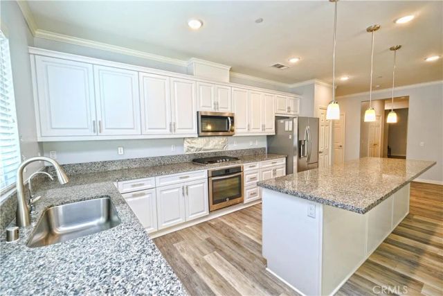 4096 Elderberry, Lake Elsinore, CA 92530