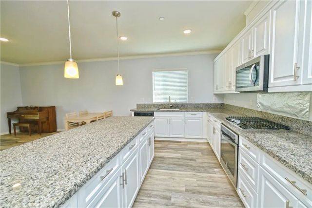 4096 Elderberry, Lake Elsinore, CA 92530