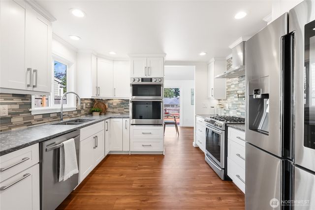 1422 Greenville Drive, Bellingham, WA 98226