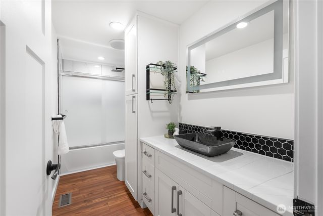 1422 Greenville Drive, Bellingham, WA 98226