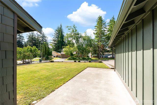 1422 Greenville Drive, Bellingham, WA 98226