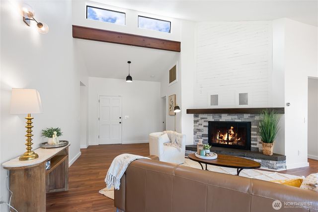 1422 Greenville Drive, Bellingham, WA 98226