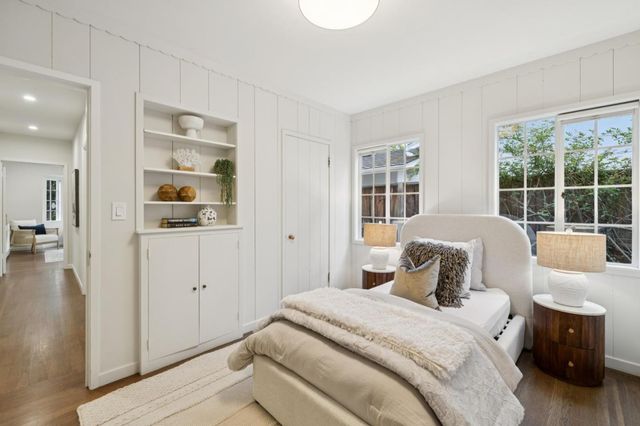 2302 Webster Street, Palo Alto, CA 94301
