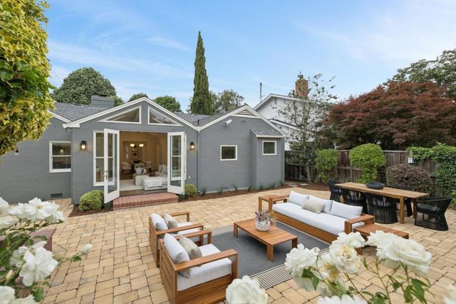 2302 Webster Street, Palo Alto, CA 94301