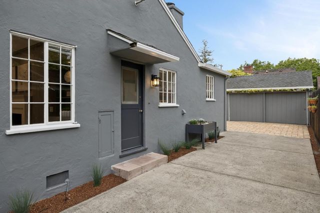 2302 Webster Street, Palo Alto, CA 94301