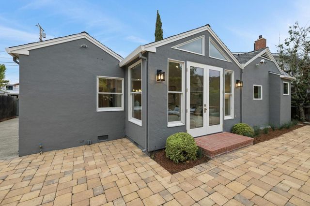 2302 Webster Street, Palo Alto, CA 94301