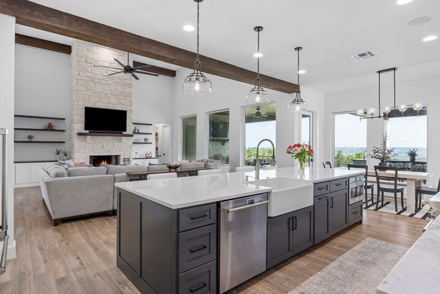 248 Heights Trail, Kerrville, TX 78028