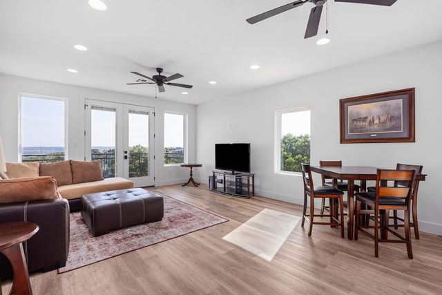 248 Heights Trail, Kerrville, TX 78028