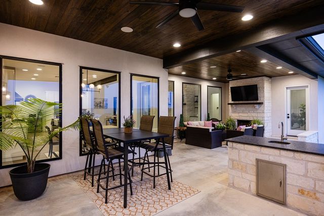 248 Heights Trail, Kerrville, TX 78028
