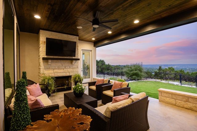 248 Heights Trail, Kerrville, TX 78028