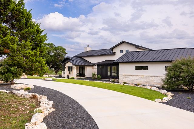 248 Heights Trail, Kerrville, TX 78028