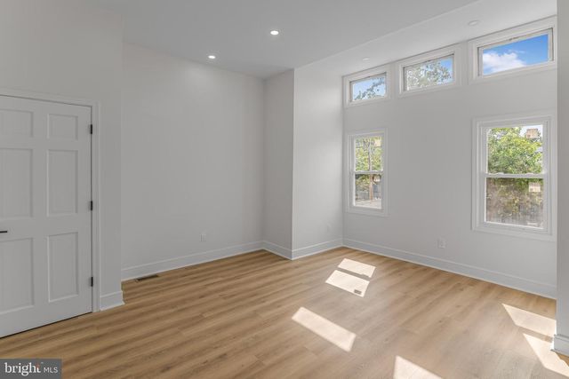 523 S 55TH ST, Philadelphia, PA 19143