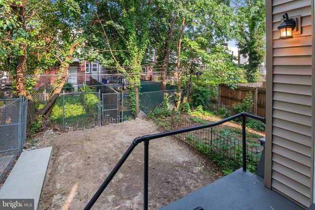 523 S 55TH ST, Philadelphia, PA 19143