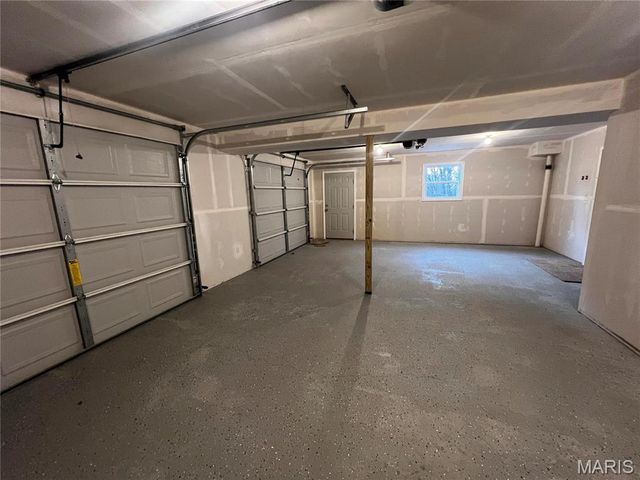 26899 Stephanie Lane, Laquey, MO 65534