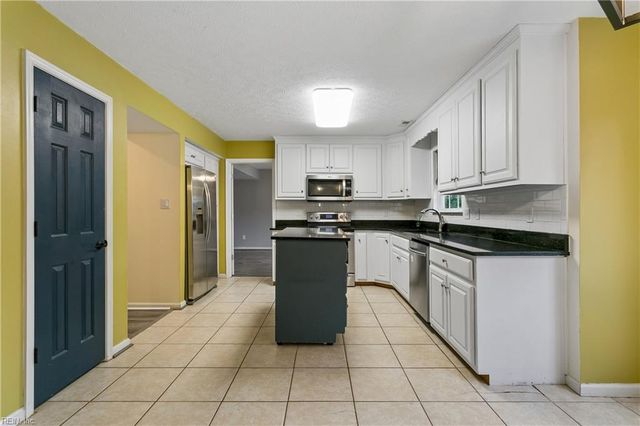 3928 Matthew CIR, Williamsburg, VA 23185