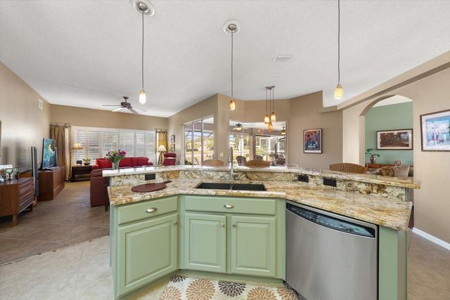 1237 RAMBLING VINE COURT, Trinity, FL 34655