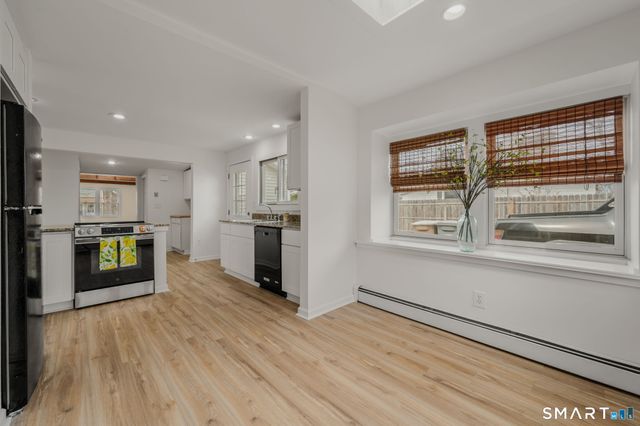 23 Central Avenue, East Lyme, CT 06357