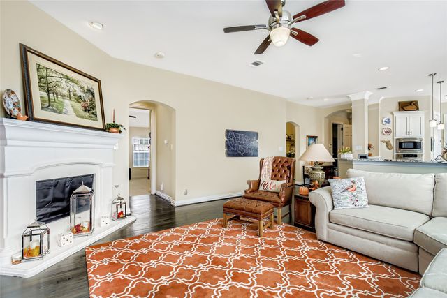 11301 Dinsdale Drive, Dallas, TX 75218