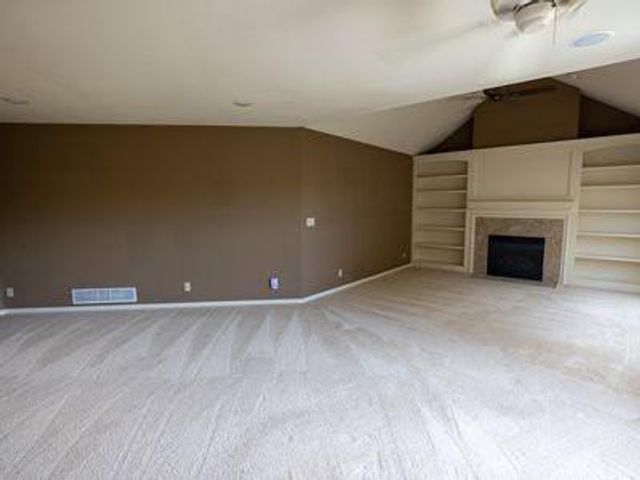 2315 Smokey Hill Drive, Lee's Summit, MO 64086