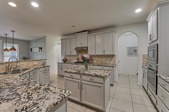 20210 Mariposa Blue Lane, Cypress, TX 77433