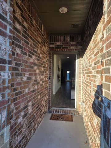 3206 Catoosa Lane, Aubrey, TX 76227