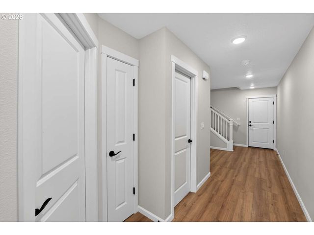 8176 Se BLANTON St, Hillsboro, OR 97123