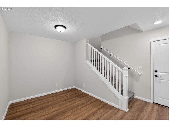 8176 Se BLANTON St, Hillsboro, OR 97123