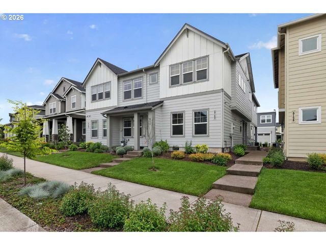 8176 Se BLANTON St, Hillsboro, OR 97123