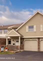 6818 Fenwyck Road, 7, Maumee, OH 43537