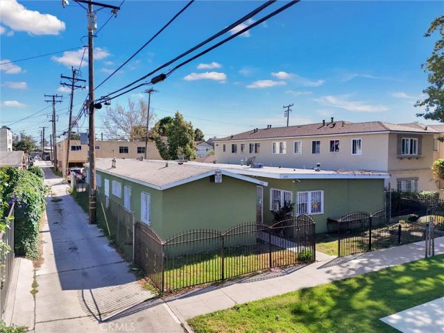 1430 W 19th, Long Beach, CA 90810
