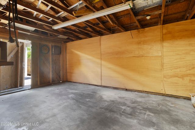 956 Old Spanish Trail, Bay Saint Louis, MS 39520