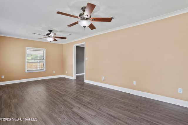 956 Old Spanish Trail, Bay Saint Louis, MS 39520