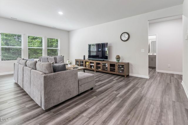 2105 Eden Shire Way, Durham, NC 27712