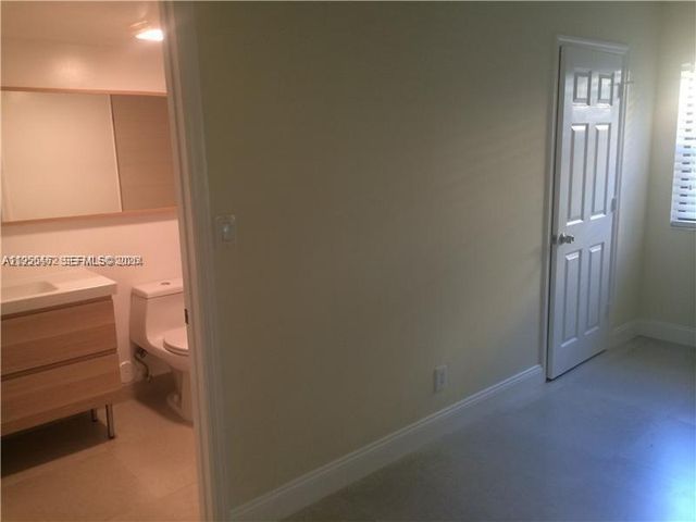 650 S Park Rd 11-5, Hollywood, FL 33021