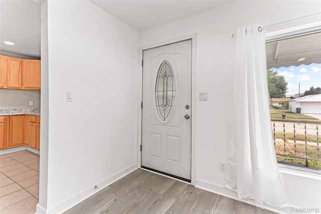 2303 Fisher Street, Melvindale, MI 48122