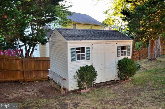 1 STONERIDGE CT, Stafford, VA 22554