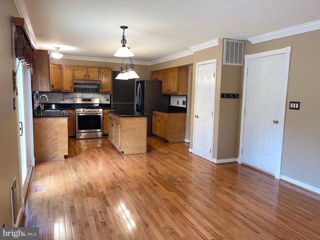 1 STONERIDGE CT, Stafford, VA 22554