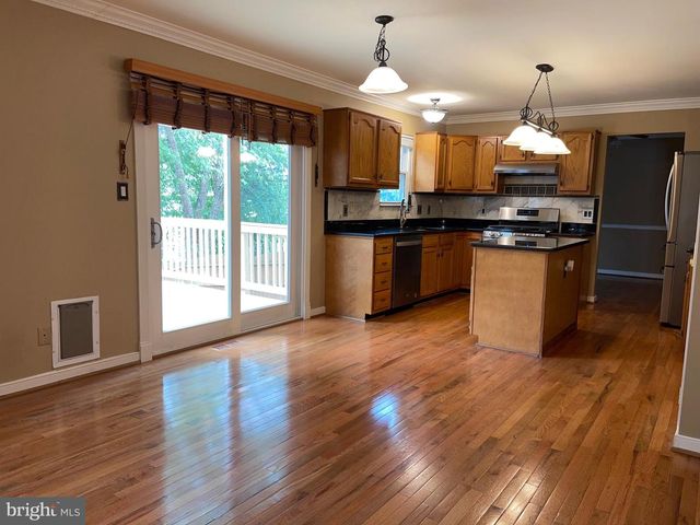 1 STONERIDGE CT, Stafford, VA 22554