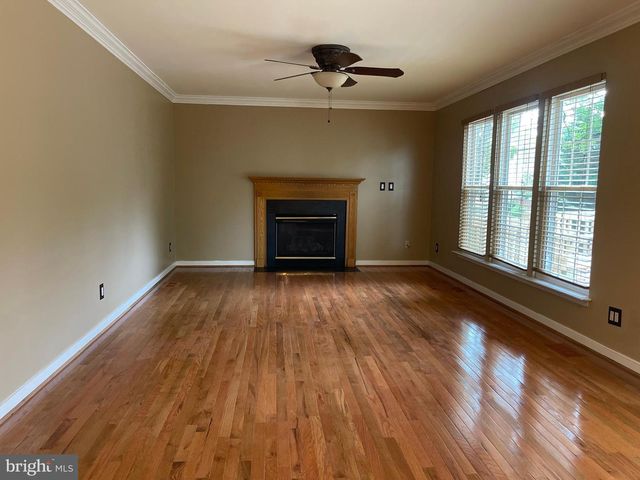 1 STONERIDGE CT, Stafford, VA 22554