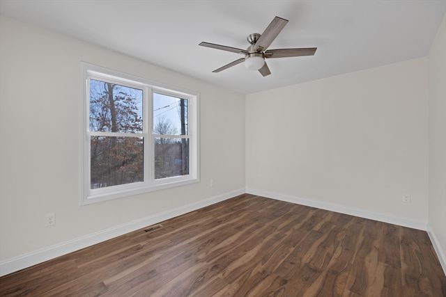 132 Kibbe Rd, East Longmeadow, MA 01028