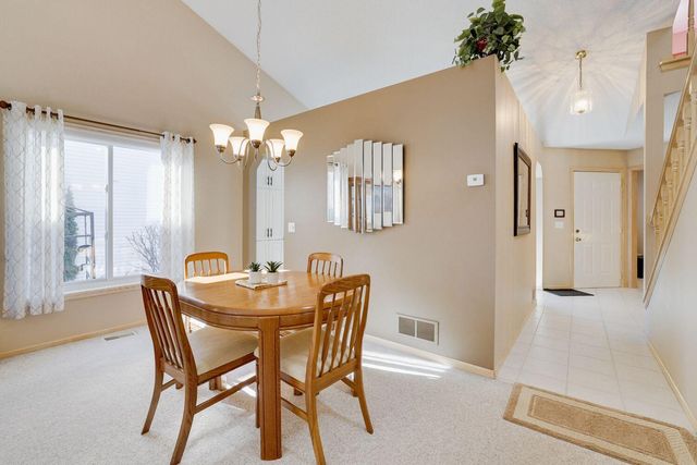 5670 Heather Ridge Drive, Shoreview, MN 55126