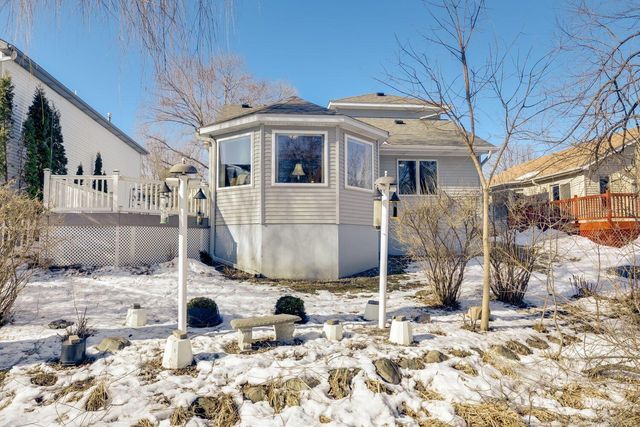 5670 Heather Ridge Drive, Shoreview, MN 55126