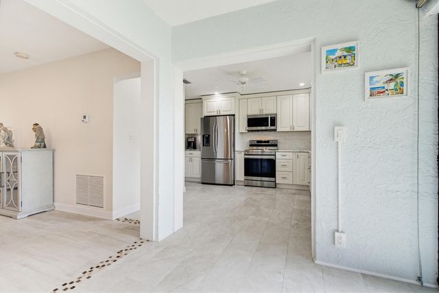 4854 Equestrian Circle Apt B, Boynton Beach, FL 33436