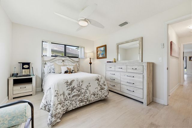 4854 Equestrian Circle Apt B, Boynton Beach, FL 33436