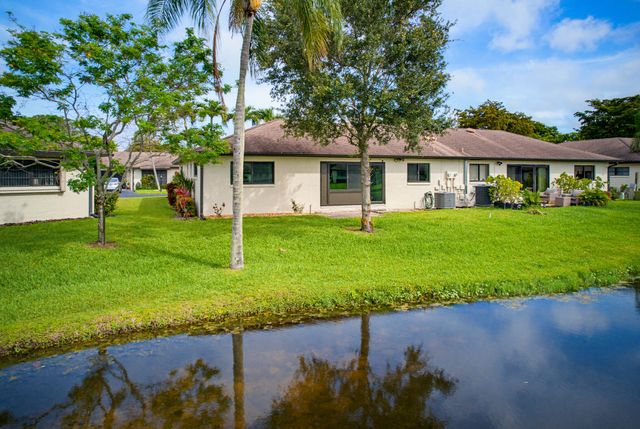 4854 Equestrian Circle Apt B, Boynton Beach, FL 33436