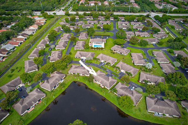 4854 Equestrian Circle Apt B, Boynton Beach, FL 33436
