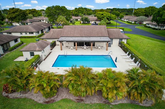 4854 Equestrian Circle Apt B, Boynton Beach, FL 33436
