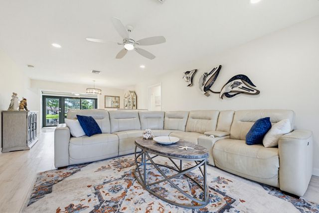 4854 Equestrian Circle Apt B, Boynton Beach, FL 33436