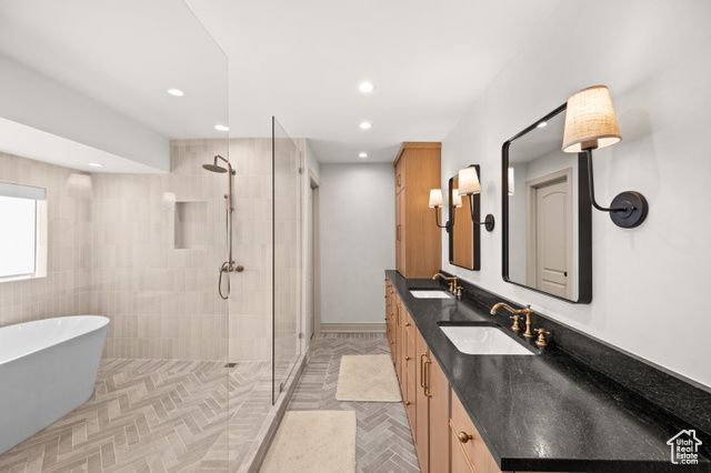 2651 E HIAWATHA CIR, Salt Lake City, UT 84108