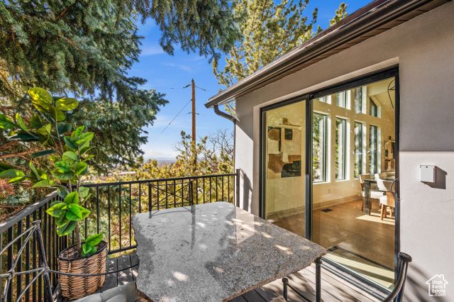 2651 E HIAWATHA CIR, Salt Lake City, UT 84108